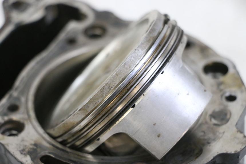 photo de CILINDRO PISTON PIAGGIO VESPA GRANTURISMO 200 (2004 - 2005)