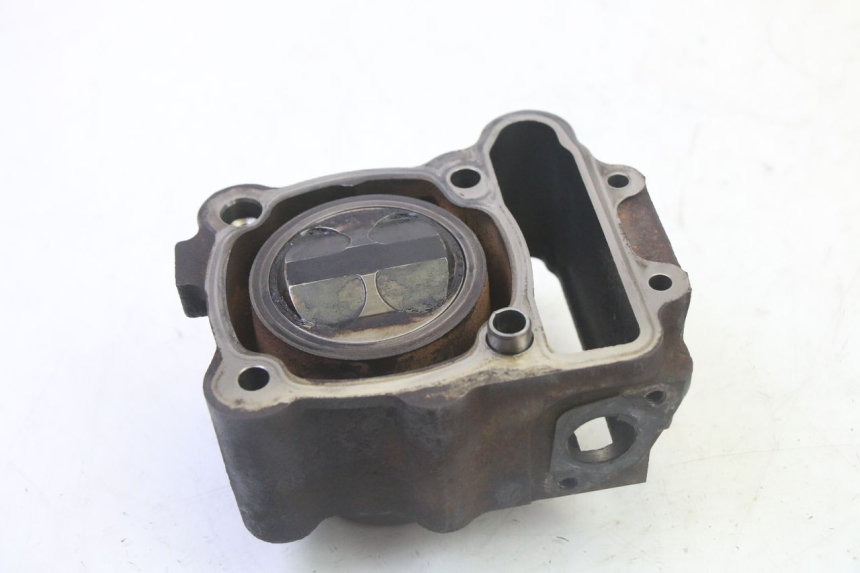 photo de CILINDRO PISTON PEUGEOT SATELIS 125 (2010 - 2012)