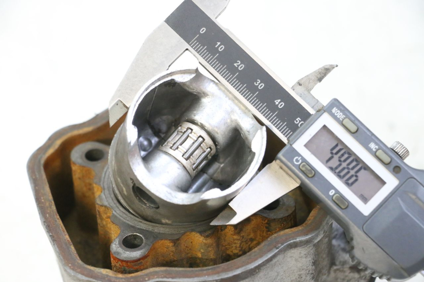photo de CILINDRO PISTON DERBI SENDA SM DRD 50 (2008 - 2013)