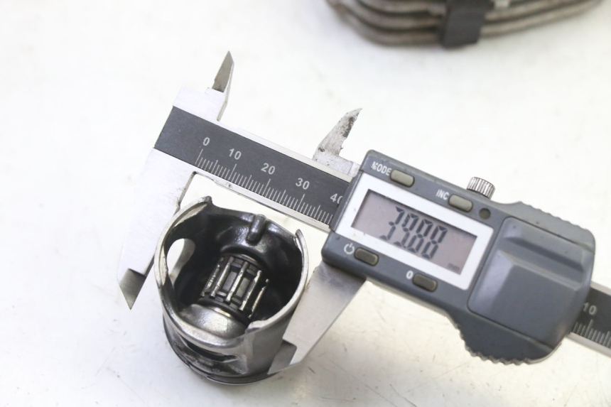 photo de CILINDRO PISTON PEUGEOT STREETZONE I 2T 50 (2018 - 2020)