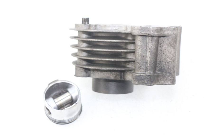 photo de CILINDRO PISTON TNT MOTOR ROMA 10' 4T 50 (2007 - 2018)