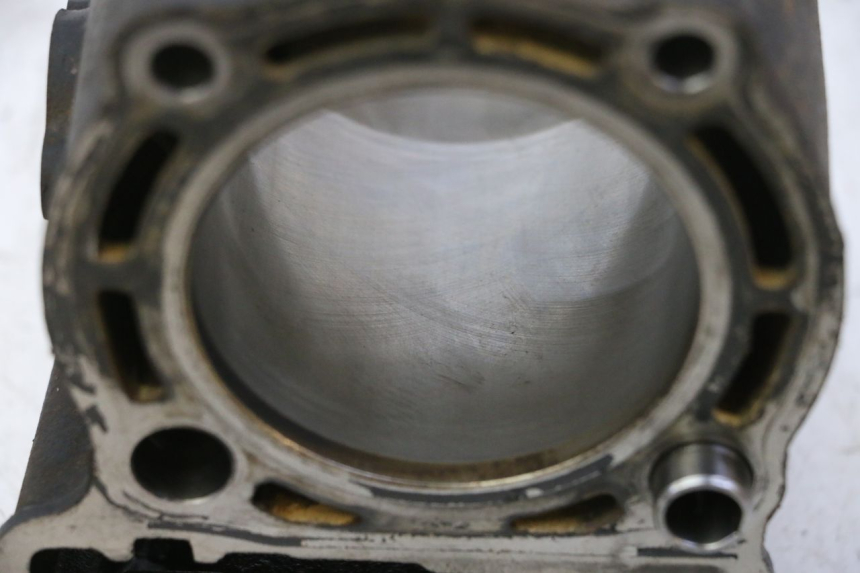 photo de CILINDRO PISTÓN YAMAHA X-MAX XMAX 250 (2006 - 2009)
