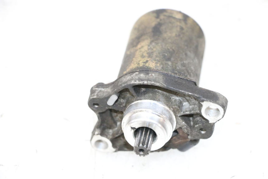 photo de MOTOR DE ARRANQUE PEUGEOT KISBEE 2T 50 (2010 - 2017) - Detalle de la pieza