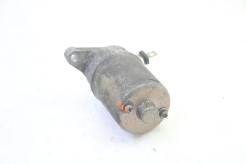 photo de MOTOR DE ARRANQUE PEUGEOT KISBEE 4T 50 (2018 - 2022) - Detalles de los puntos de fijación