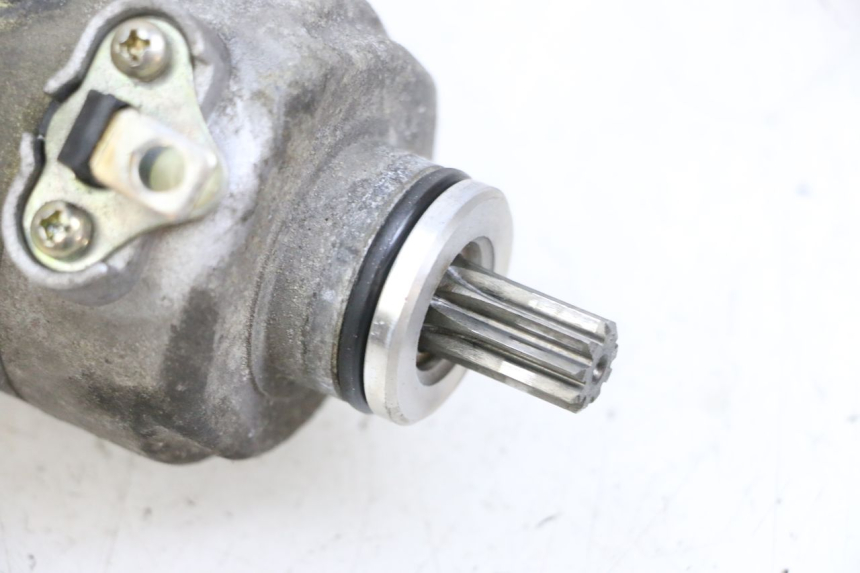 photo de MOTOR DE ARRANQUE KYMCO LIKE 125 (2009 - 2016) - Primer plano técnico