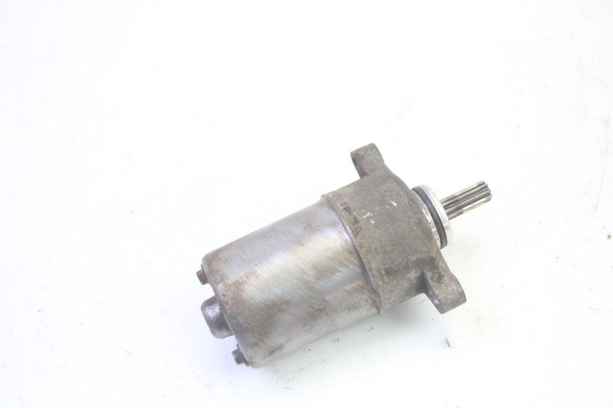 photo de MOTOR DE ARRANQUE YAMAHA NEOS NEO'S 4T 50 (2008 - 2016) - Primer plano técnico