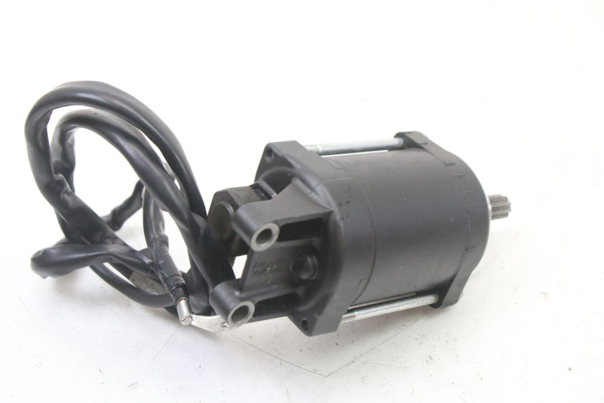 photo de ARRANQUE YAMAHA TRACER 7 700 (2020 - 2024) - Primer plano técnico