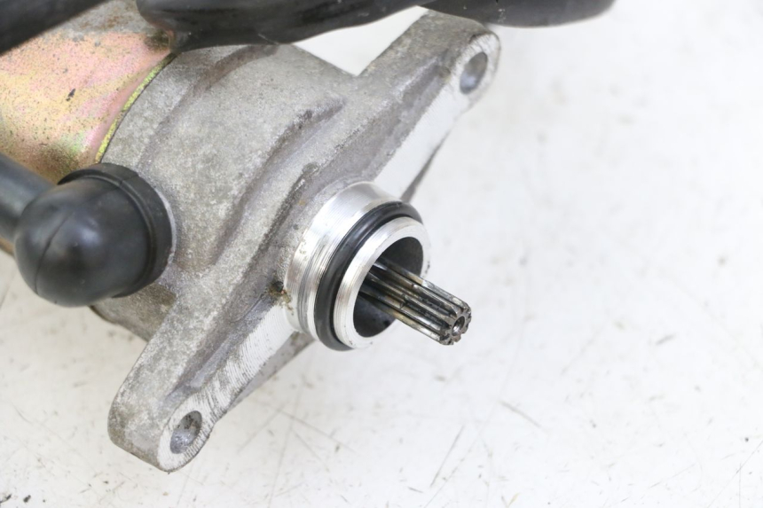 photo de MOTOR DE ARRANQUE. UNIVERSAL BIKE ZN50QT-11B 50 (2018 - 2021)