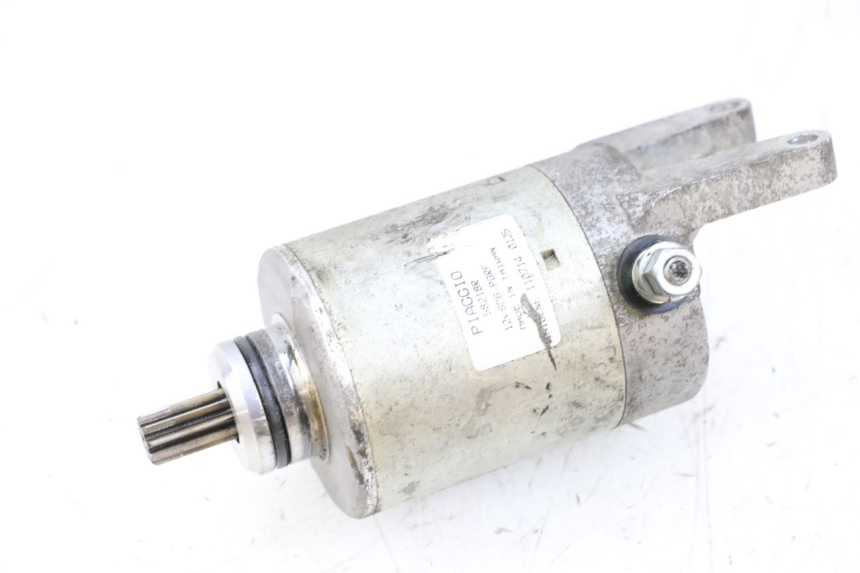 photo de ARRANQUE PIAGGIO VESPA GTS SUPER IE 125 (2009 - 2016) - Primer plano técnico