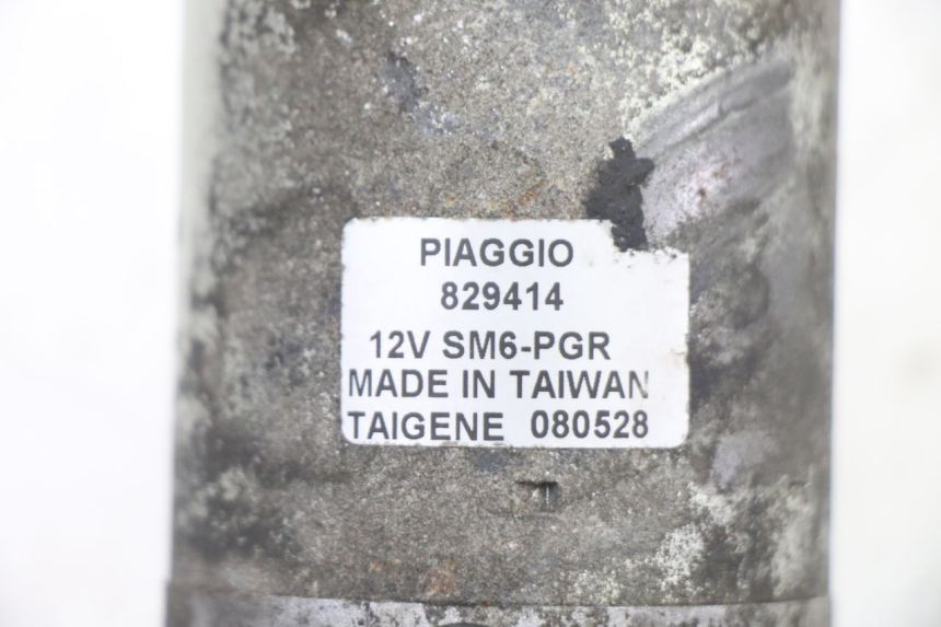 photo de MOTOR DE ARRANQUE PIAGGIO XEVO - X EVO 125 (2007 - 2017) - Primer plano técnico