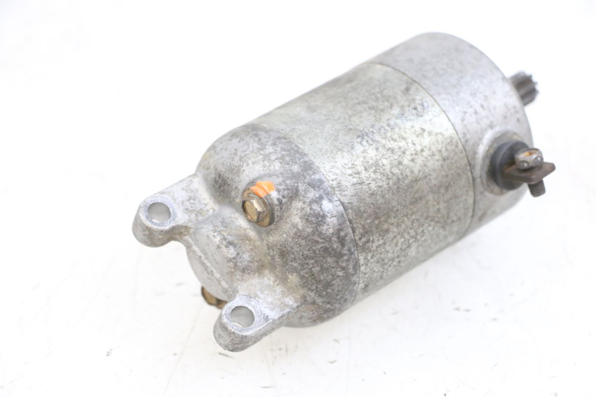 photo de MOTOR DE ARRANQUE YAMAHA YP MAJESTY 125 (2002 - 2006) - Otra perspectiva