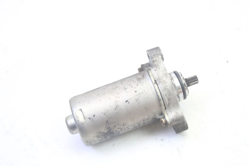 photo de MOTOR DE ARRANQUE PIAGGIO ZIP 4T 50 (2018 - 2020) - Primer plano técnico