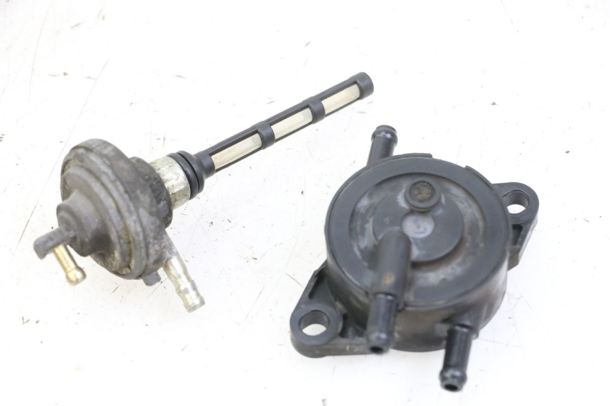 photo de VALVULA DEPOSITO PIAGGIO VESPA GRANTURISMO 200 (2004 - 2005)