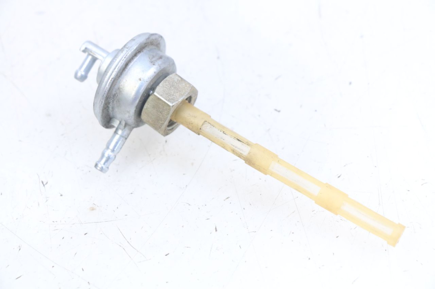 photo de DEPRESIÓN DEPÓSITO HONDA SCV LEAD 100 (2003 - 2007)