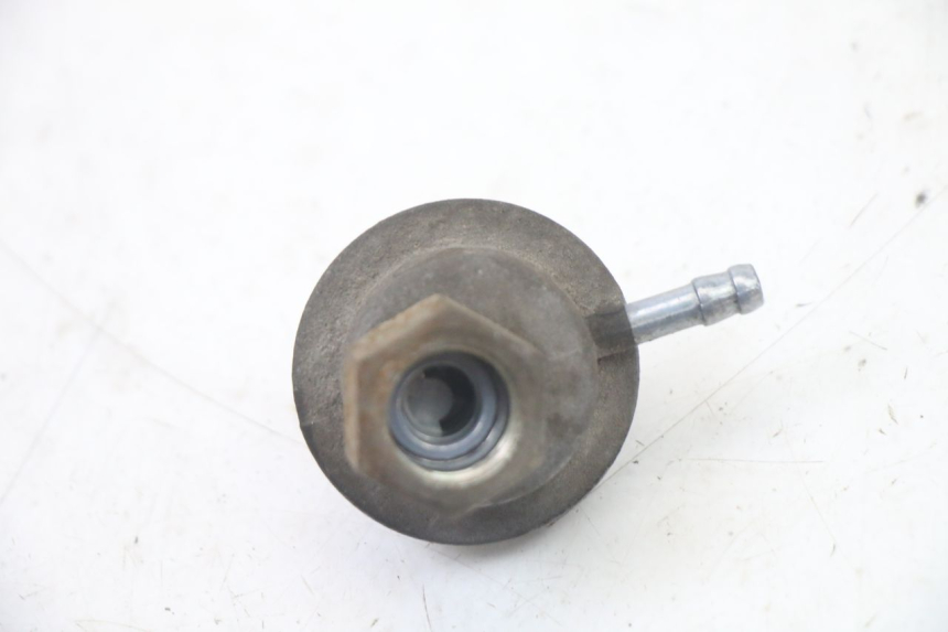 photo de VALVULA DEPOSITO PEUGEOT TWEET PRO CARGO 50 (2018 - 2020) - Otra perspectiva