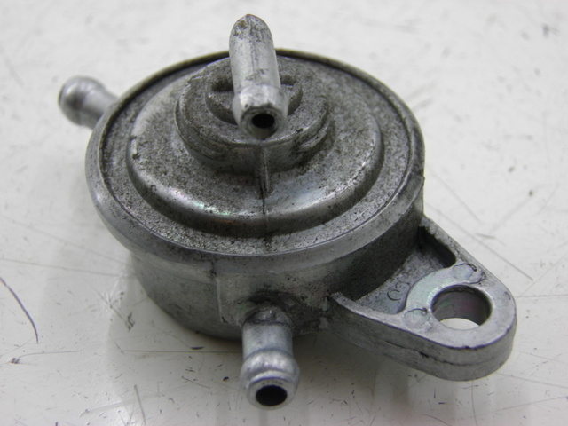 photo de VALVULA DEPOSITO YAMASAKI YM50QT-N3 RETRO 50 (2012 - 2014)