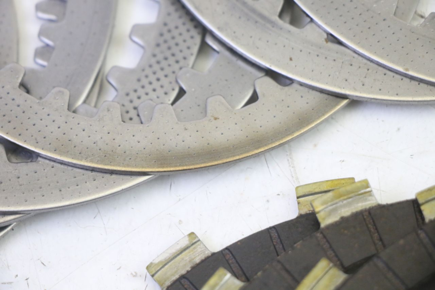 photo de DISCO EMBRAGUE YAMAHA FZ6 N FAZER 600 (2004 - 2006)