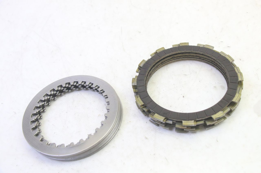 photo de DISCO EMBRAGUE YAMAHA FZ6 N FAZER 600 (2004 - 2006)