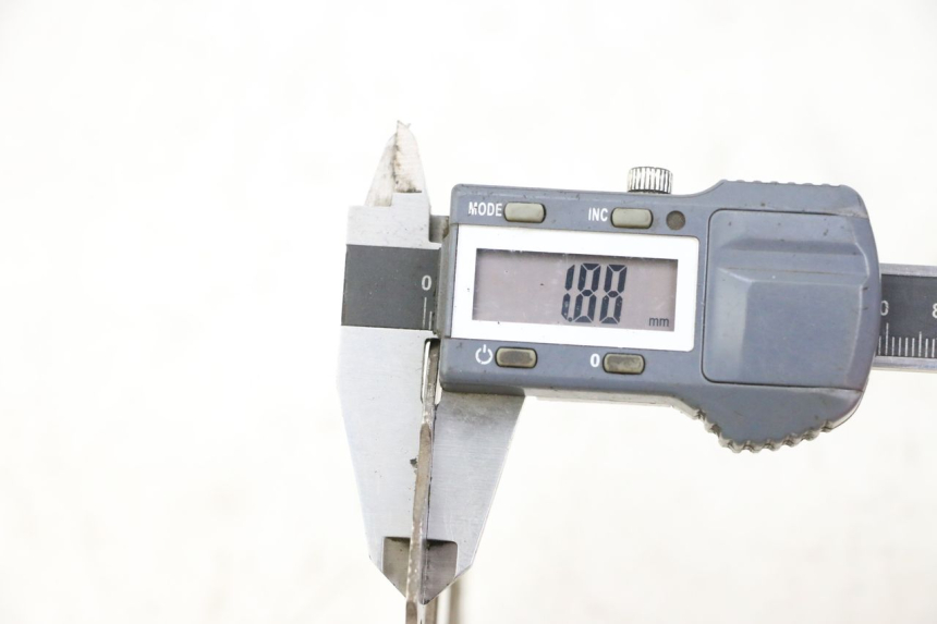 photo de DISCO FRENO TRASERO KUKIRIN G2 MASTER 1
