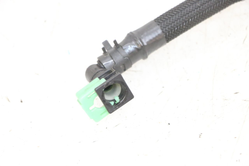 photo de TUBO INYECTOR KAWASAKI KXF KX-F 250 (2017 - 2019) - Zoom estado de uso