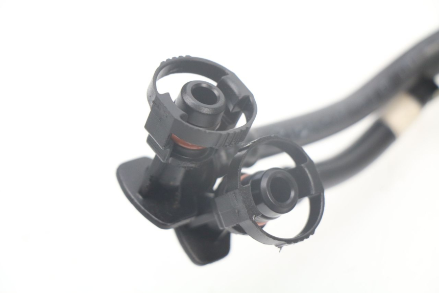 photo de TUBO INYECTOR DUCATI M796 MONSTER 796 (2010 - 2014)