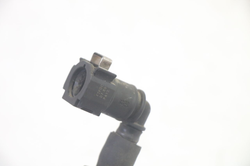 photo de TUBO INYECTOR PIAGGIO MP3 HPE 350 (2018 - 2020) - Otra perspectiva