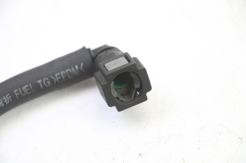 photo de TUBO INYECTOR YAMAHA XJ6 ABS 600 (2008 - 2016)