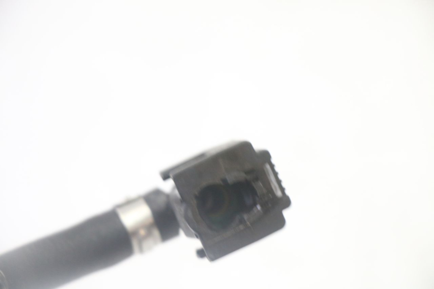 photo de TUBO INYECTOR YAMAHA YZ-F YZF 250 (2014 - 2018)