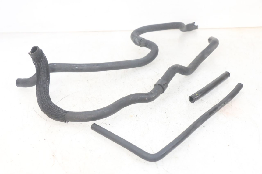 photo de MANGUERA RADIADOR PIAGGIO MP3 HPE 300 (2019 - 2026) - Vista principal