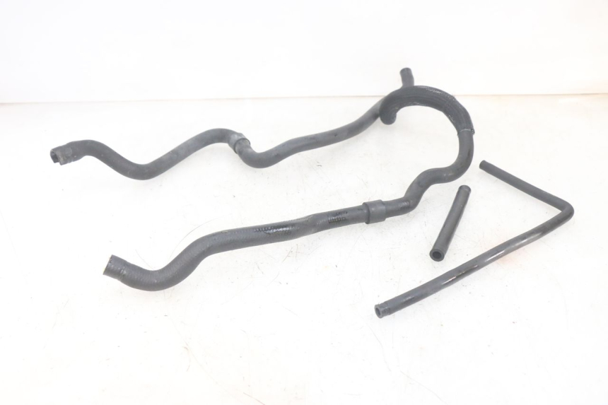 photo de MANGUERA RADIADOR PIAGGIO MP3 HPE 300 (2019 - 2026) - Vista general del producto