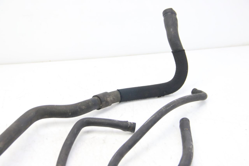 photo de MANGUERA DEL RADIADOR PIAGGIO BEVERLY 125 (2010 - 2015)