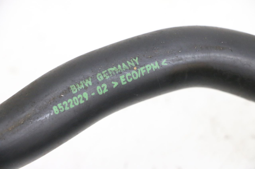 photo de MANGUERA RADIADOR BMW R GS 1250 (2021 - 2024) - Detalles de los puntos de fijación