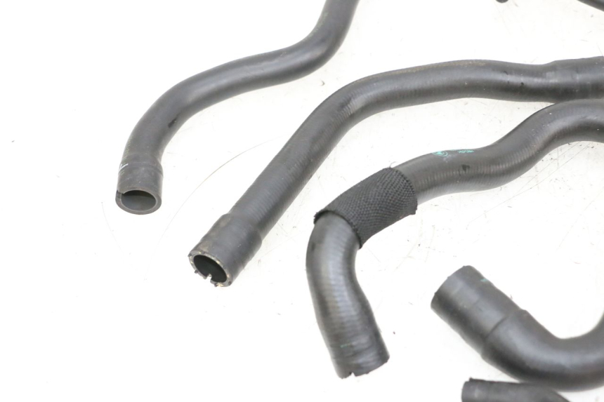 photo de MANGUERA RADIADOR BMW R GS 1250 (2021 - 2024) - Marcados y referencias originales