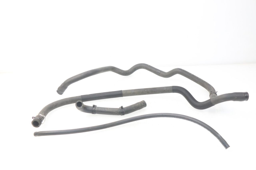 photo de MANGUERA RADIADOR PEUGEOT SATELIS 300 (2012 - 2015) - Detalle de la pieza