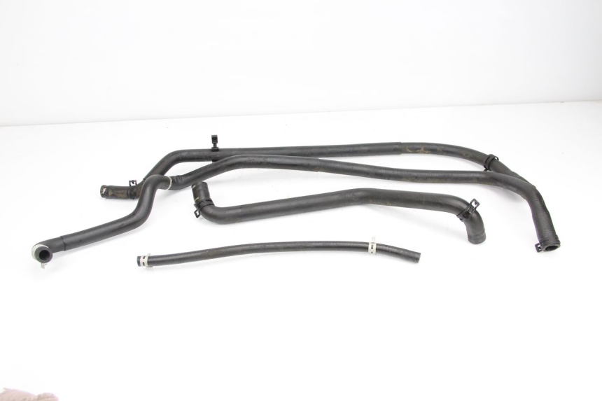 photo de MANGUERA RADIADOR PEUGEOT SATELIS 125 (2013 - 2018)