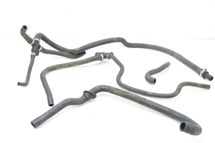 photo de MANGUERA DEL RADIADOR PIAGGIO VESPA GRANTURISMO 125 (2003 - 2007)