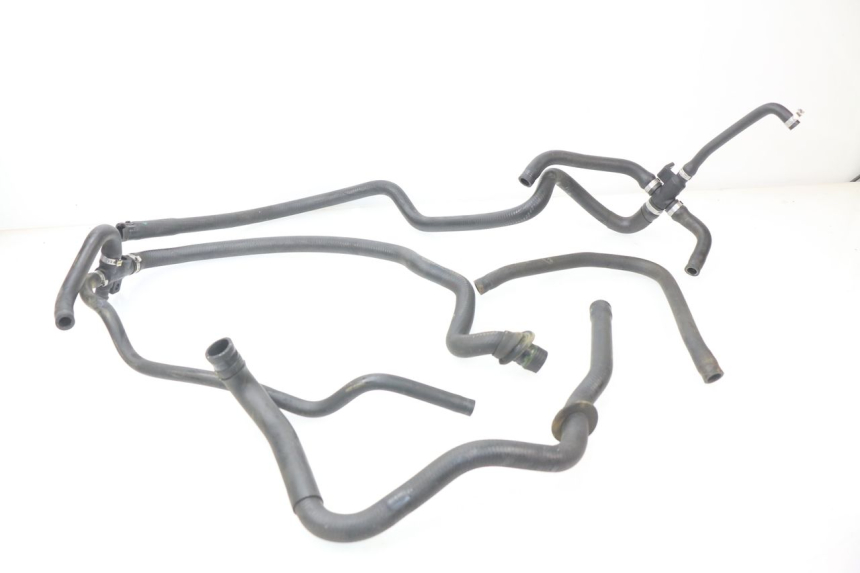 photo de MANGUERA RADIADOR PIAGGIO VESPA GTS IE ABS 300 (2016 - 2018)