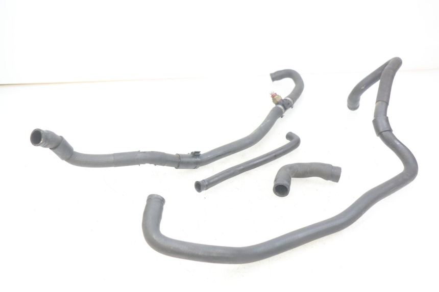 photo de MANGUERA DEL RADIADOR PIAGGIO XEVO - X EVO 125 (2007 - 2016)