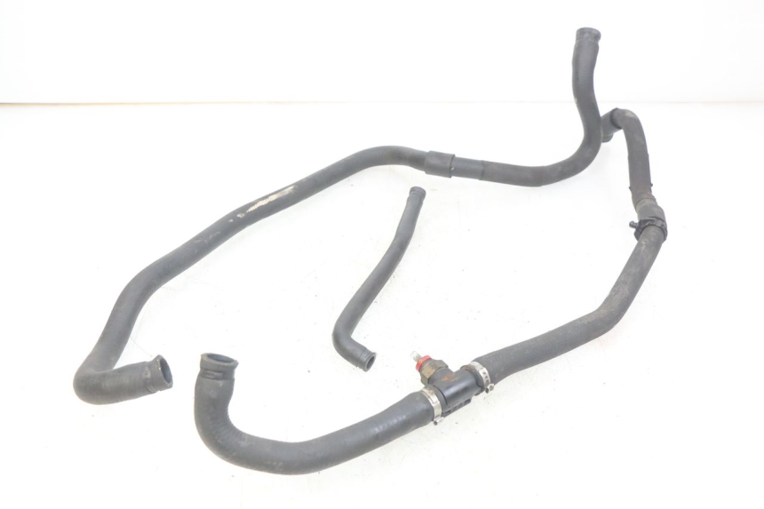 photo de MANGUERA DEL RADIADOR PIAGGIO XEVO - X EVO 125 (2007 - 2016)