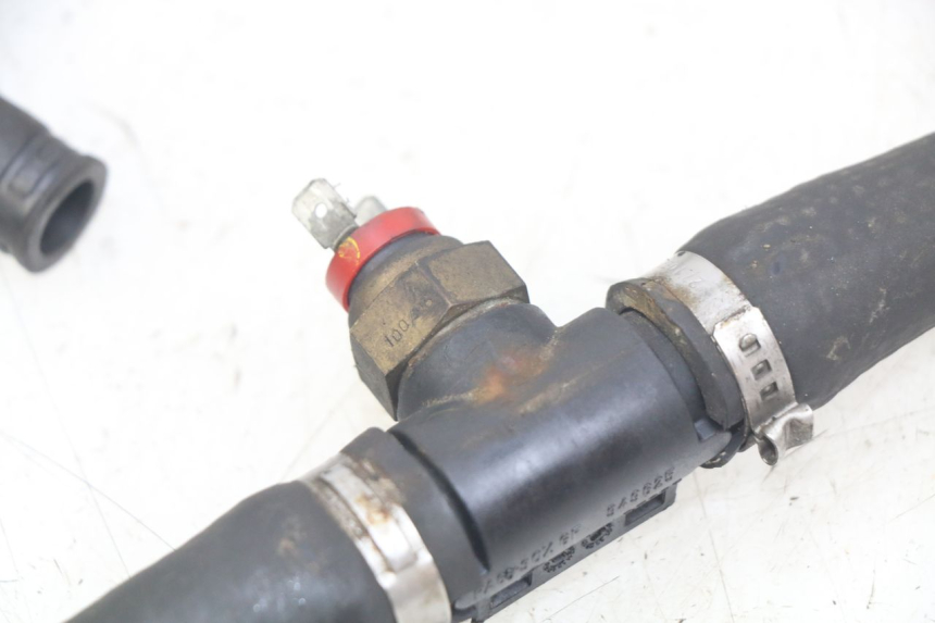 photo de MANGUERA DEL RADIADOR PIAGGIO XEVO - X EVO 125 (2007 - 2016)