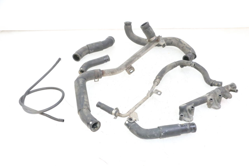photo de MANGUERA RADIADOR YAMAHA FZS FAZER 600 (2001 - 2003)