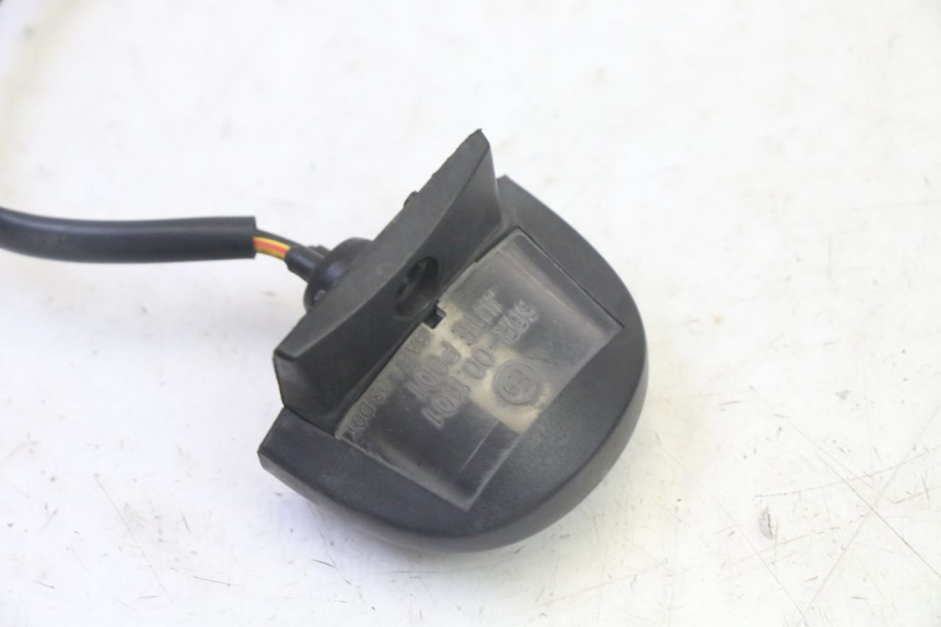 photo de ILUMINACIÓN DE MATRÍCULA QUADRO 4 4D 350 (2015 - 2018)