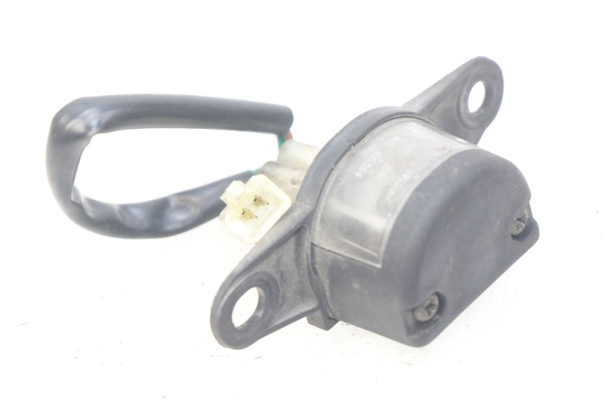 photo de ILUMINACIóN DE MATRíCULA HONDA FES PANTHEON 2T 125 (1998 - 2002)
