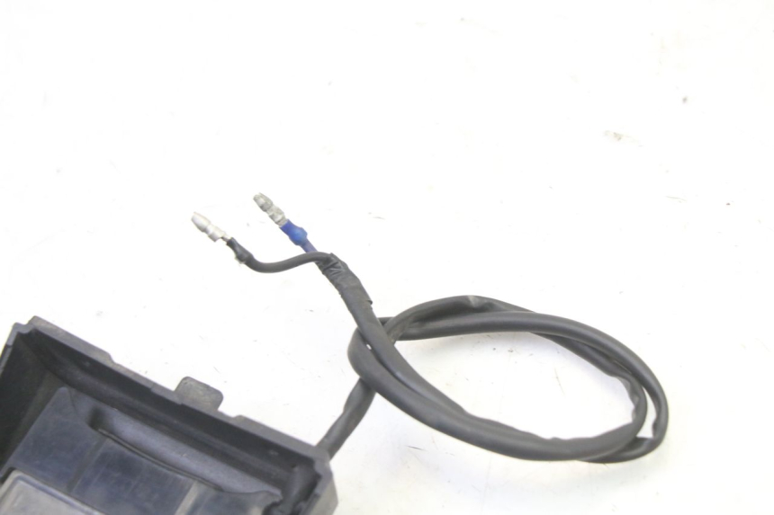 photo de ILUMINACIÓN DE MATRÍCULA YAMAHA FZ6 FAZER S2 600 (2007 - 2011)