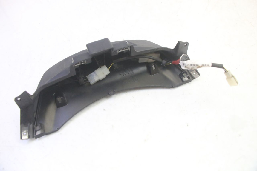 photo de LUZ MATRICULA PIAGGIO MP3 HPE 350 (2018 - 2020) - Primer plano técnico