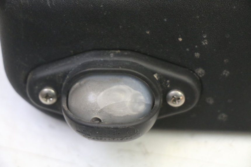 photo de LUZ MATRICULA PIAGGIO MP3 RL 250 (2007 - 2010)