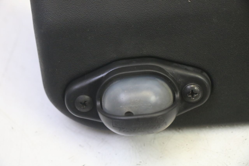 photo de LUZ MATRICULA PIAGGIO MP3 RL 250 (2007 - 2010)