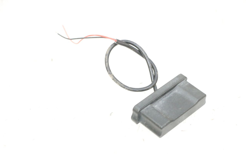 photo de LUZ MATRICULA YAMAHA MT-07 MT07 ABS 700 (2018 - 2020) - Zoom estado de uso