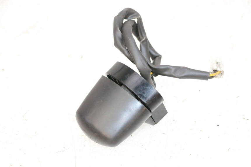 photo de LUZ MATRICULA PIAGGIO NEW TYPHOON 50 (2018 - 2021) - Otra perspectiva