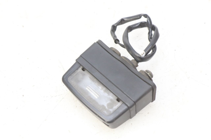 photo de ILUMINACIóN DE MATRíCULA SUZUKI SIXTEEN 125 (2008 - 2010)